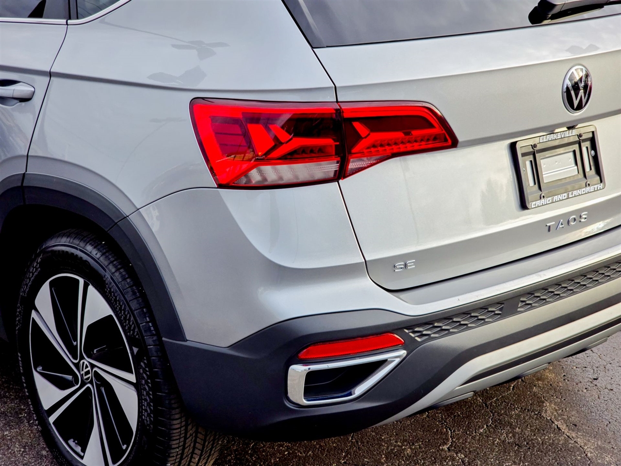 Volkswagen Taos  2024