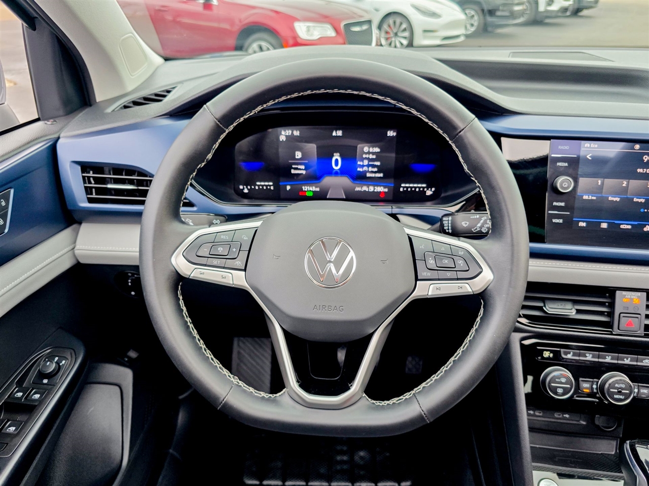 Volkswagen Taos  2024