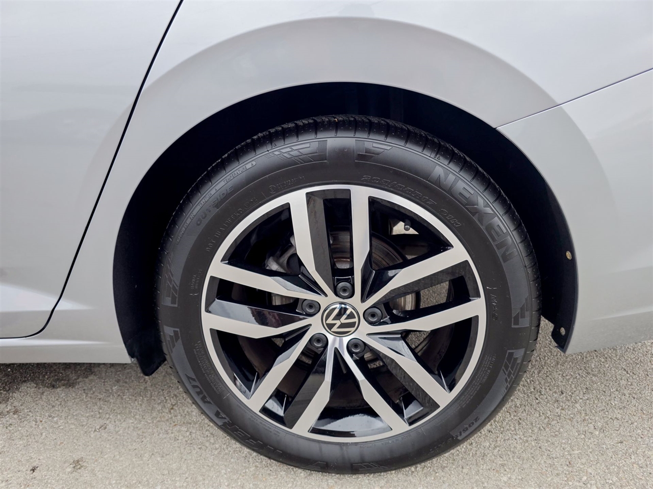 Volkswagen Jetta  2025