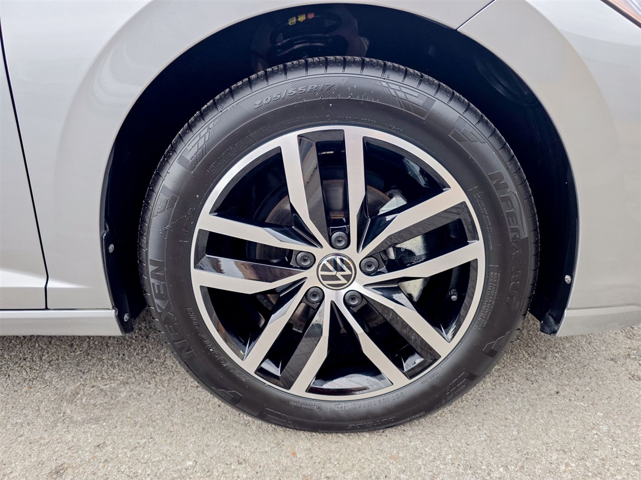 Volkswagen Jetta  2025