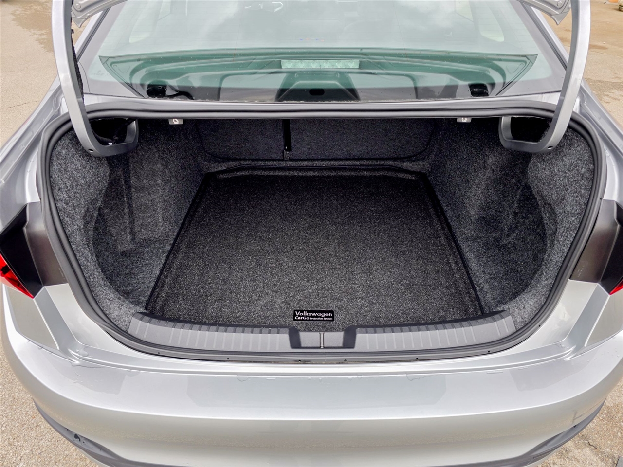 Volkswagen Jetta  2025