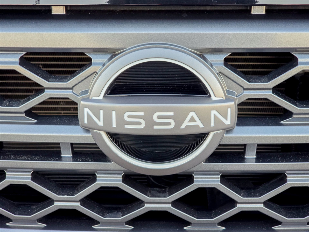 Nissan Frontier  2023