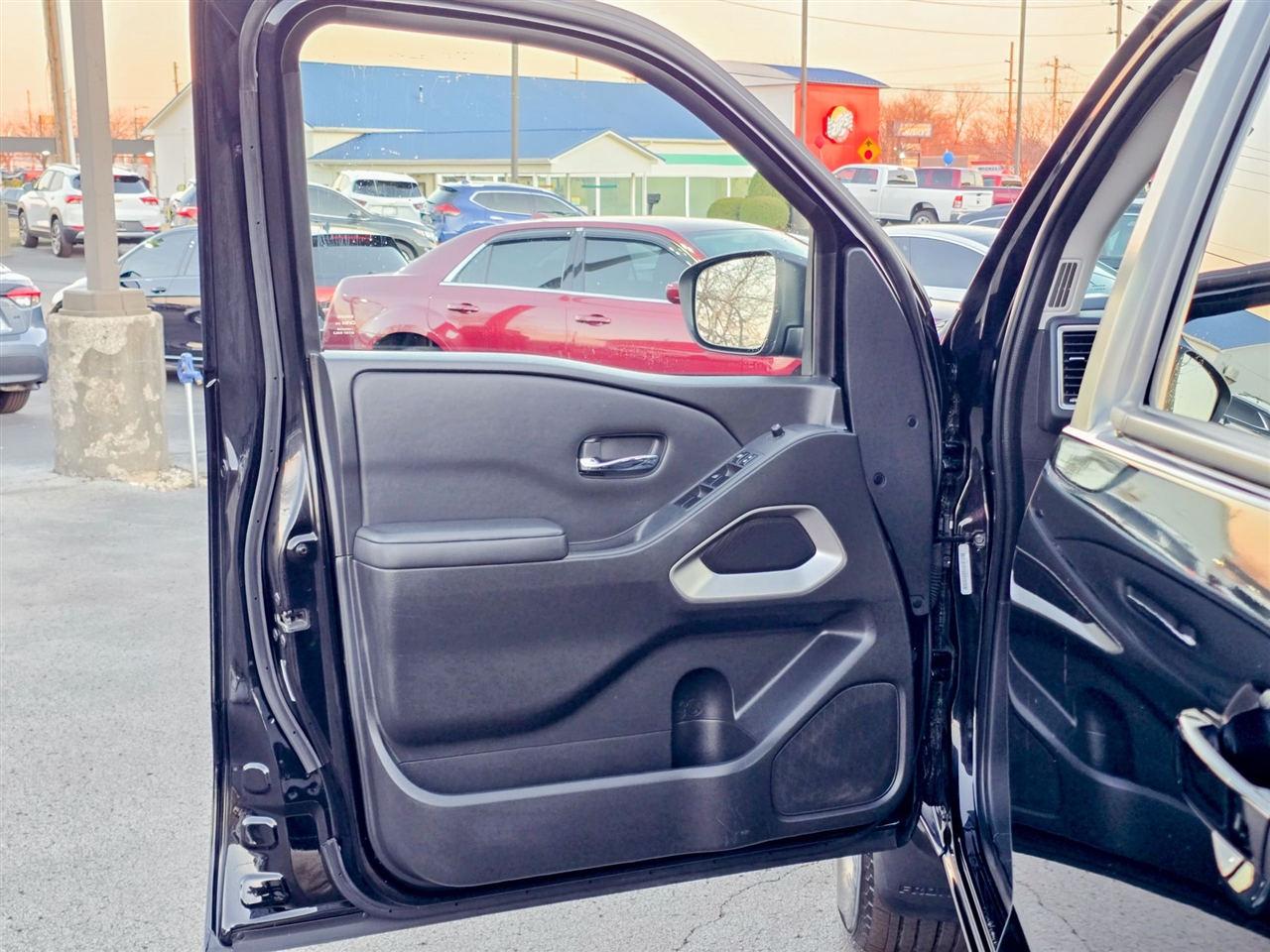 Nissan Frontier  2023