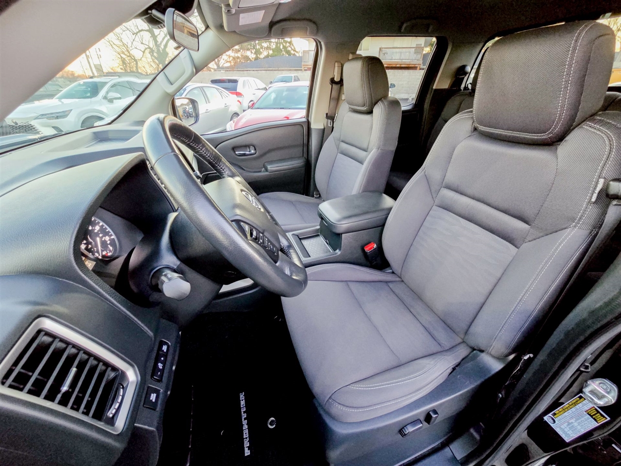 Nissan Frontier  2023