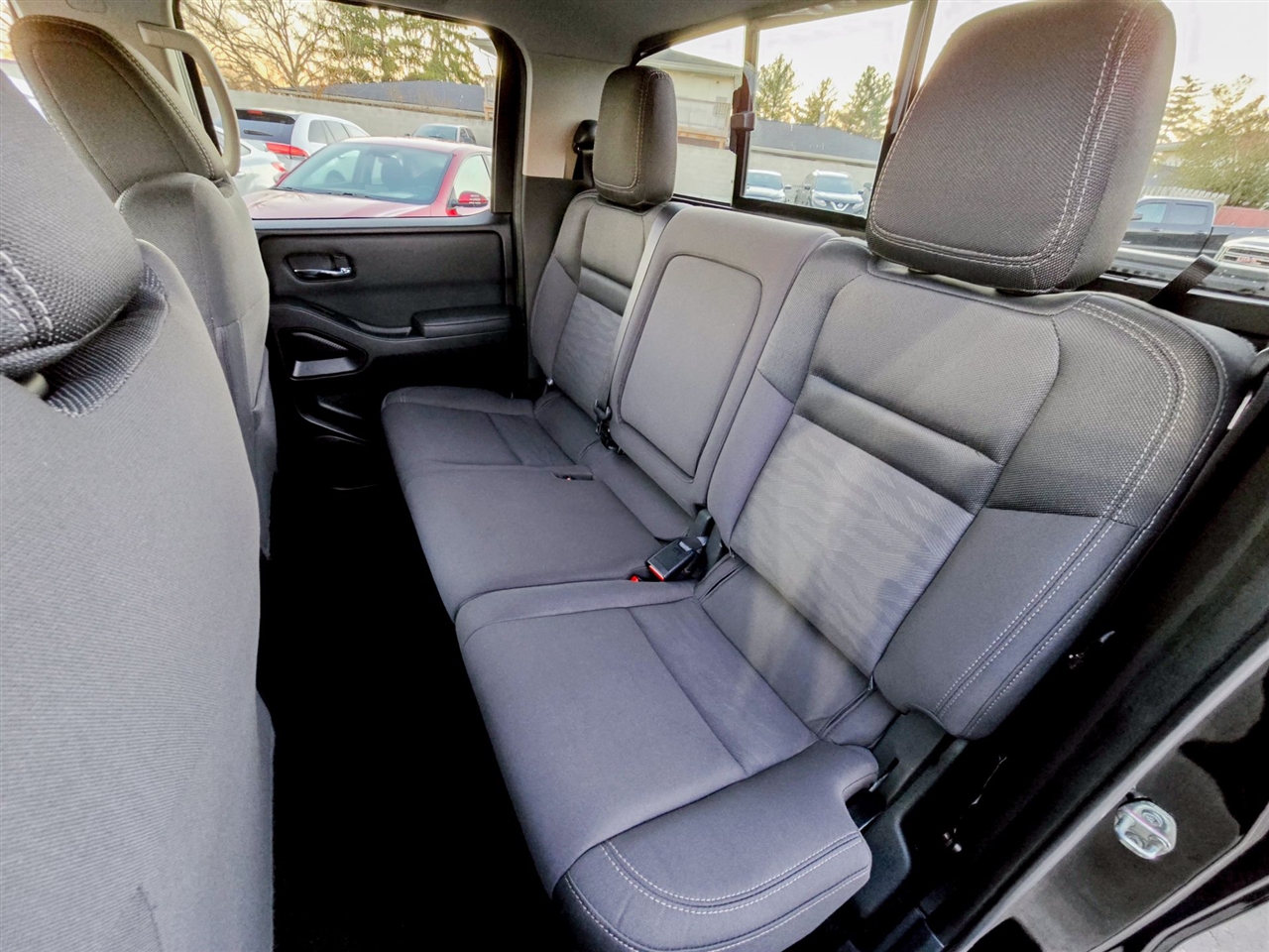 Nissan Frontier  2023