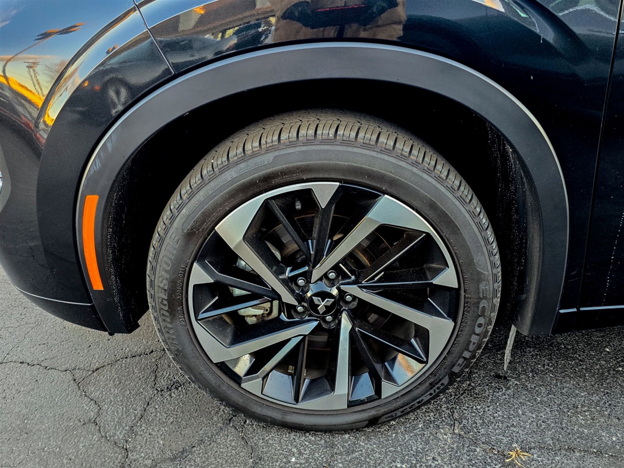 Mitsubishi Outlander Plug-In Hybrid  2024