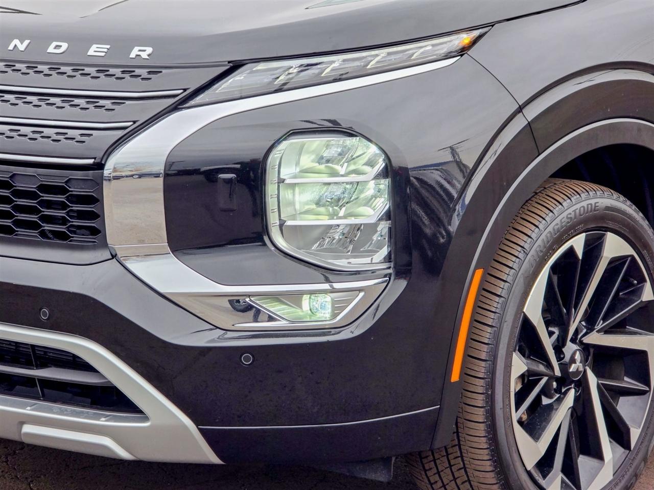 Mitsubishi Outlander Plug-In Hybrid  2024