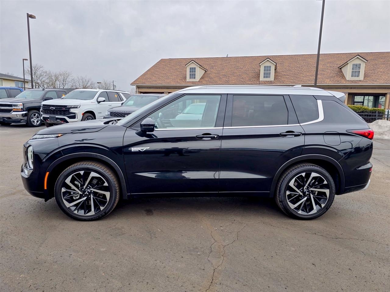 Mitsubishi Outlander Plug-In Hybrid  2024