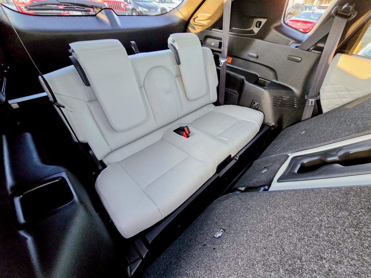 Mitsubishi Outlander Plug-In Hybrid  2024