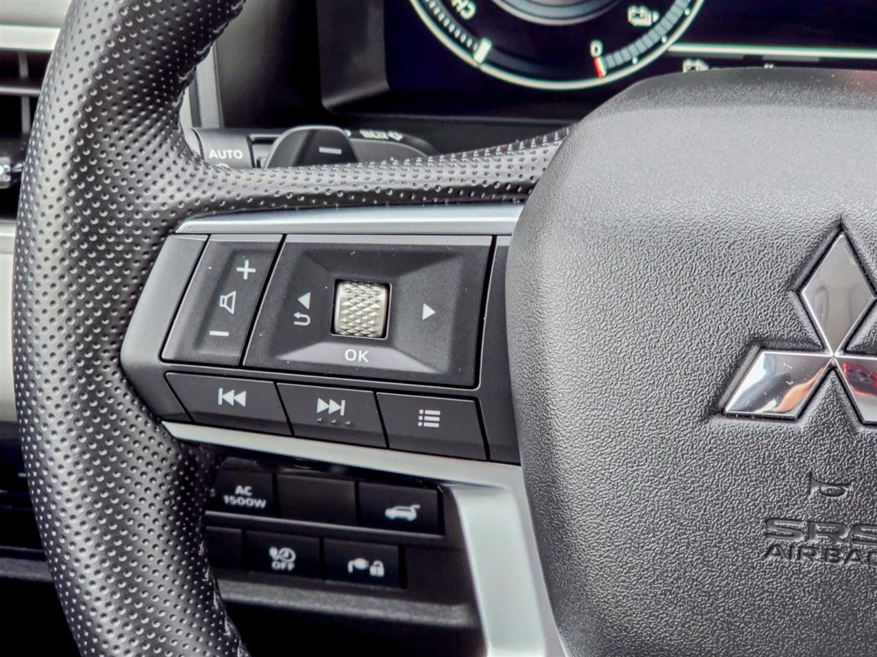 Mitsubishi Outlander Plug-In Hybrid  2024