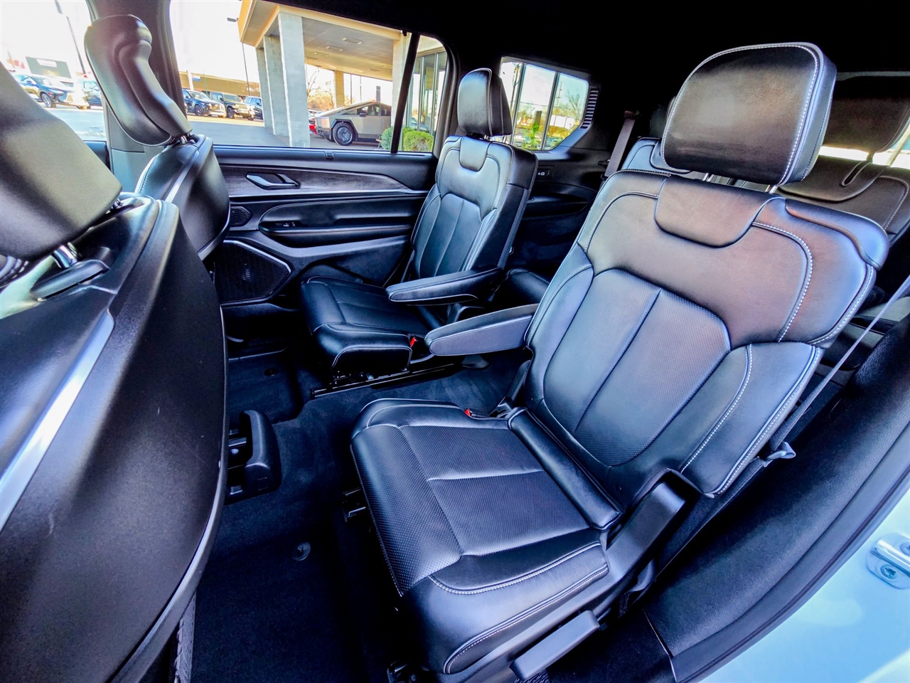 Jeep Grand Cherokee L  2025