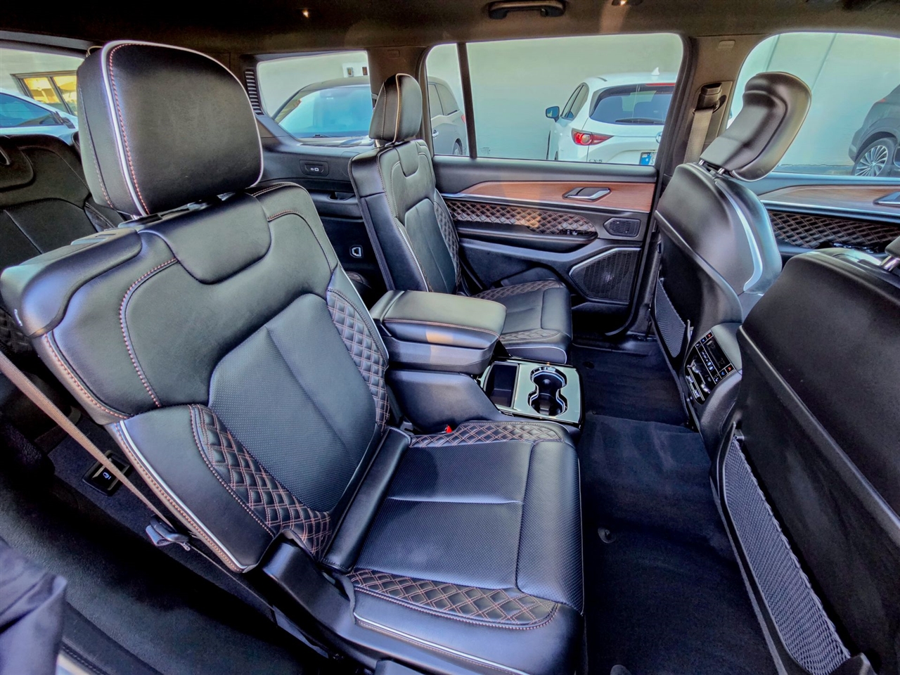 Jeep Grand Cherokee L  2025