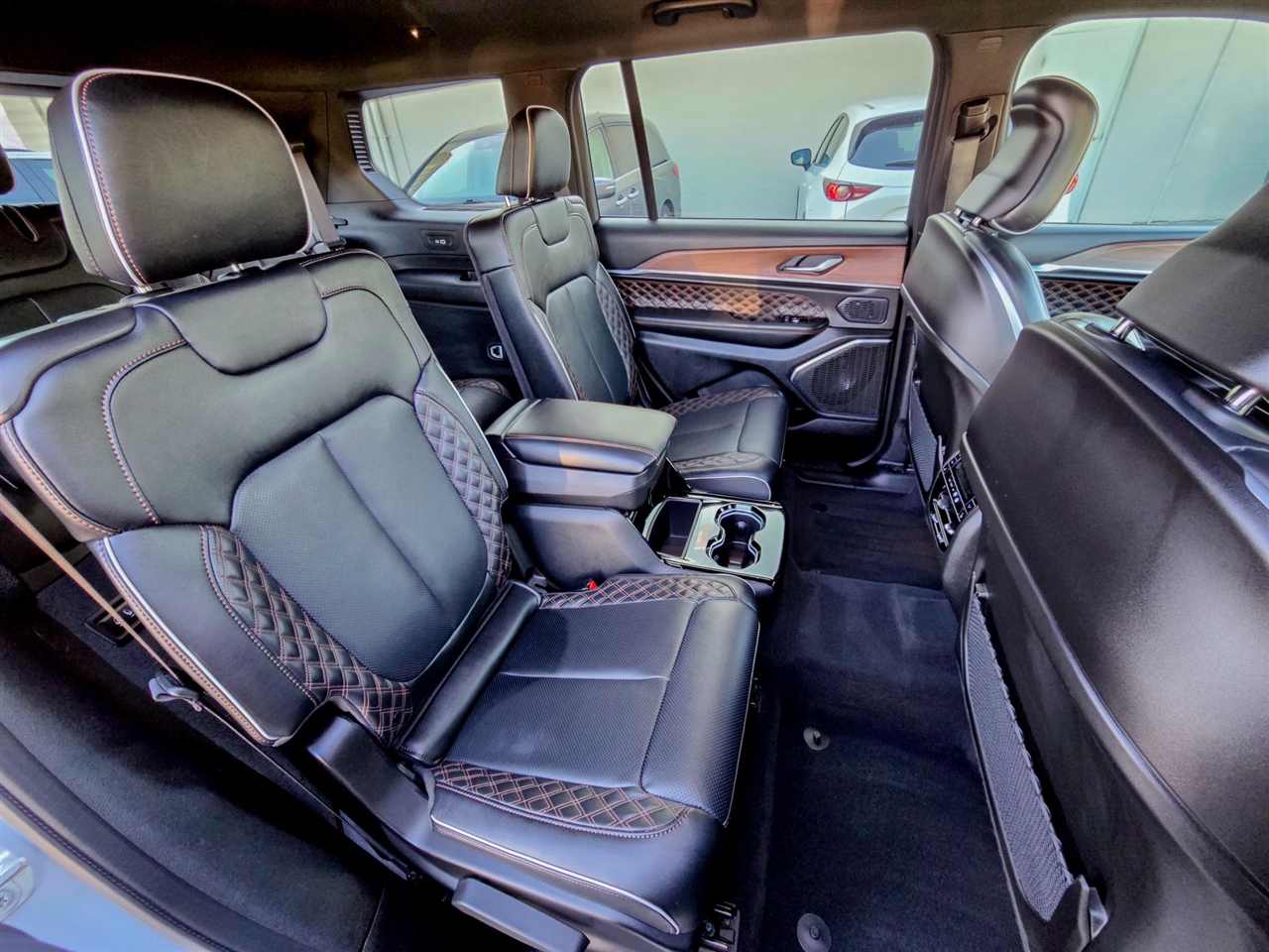 Jeep Grand Cherokee L  2025