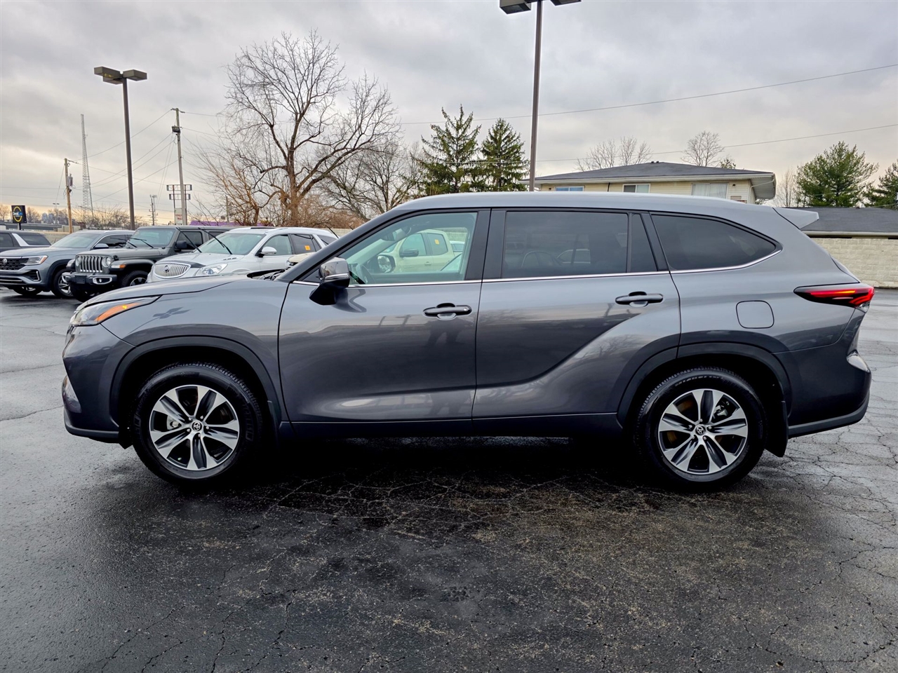 Toyota Highlander  2025