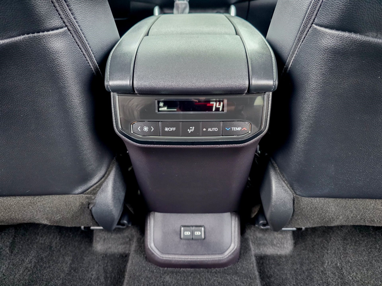 Toyota Highlander  2025