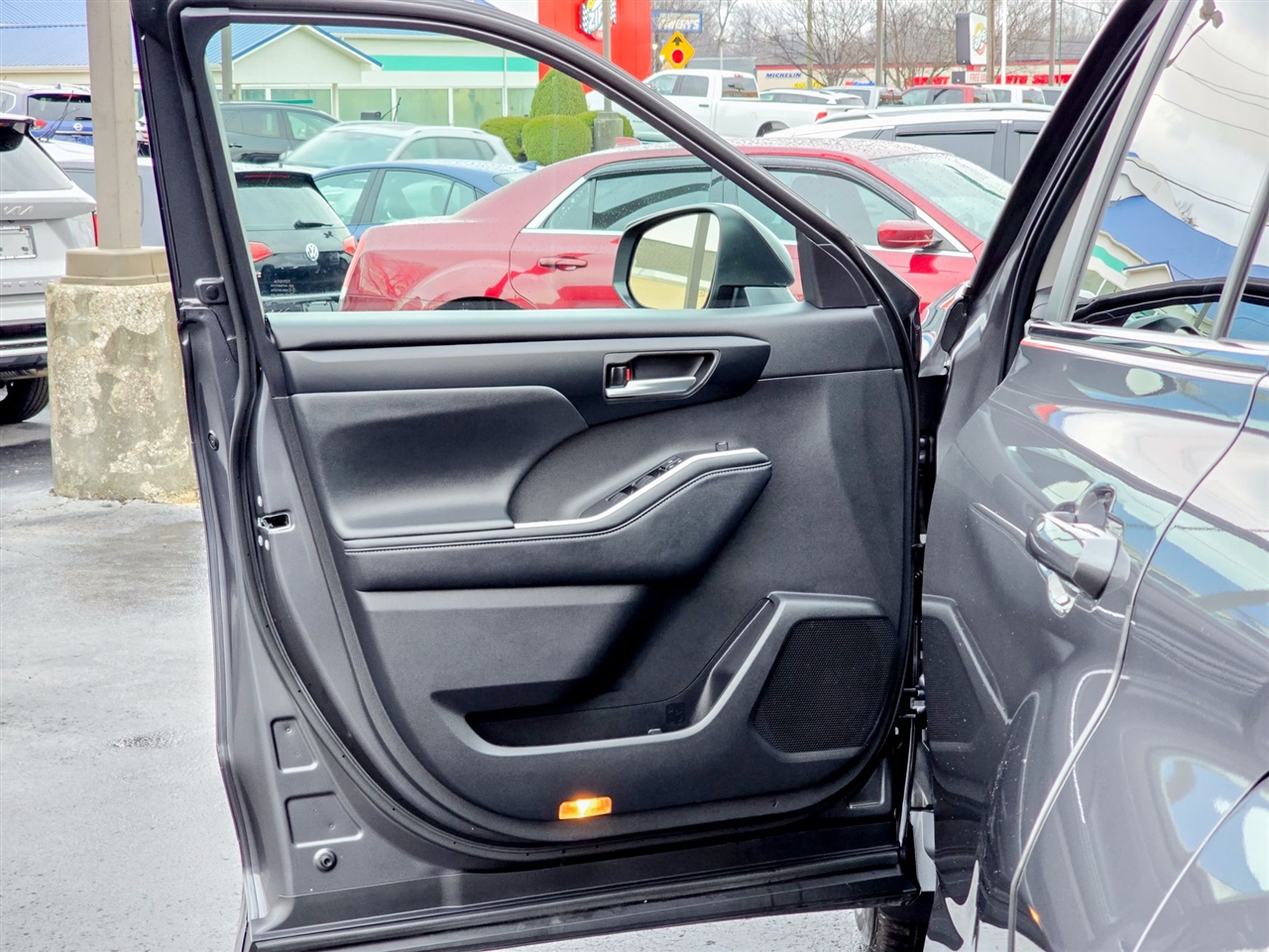 Toyota Highlander  2025