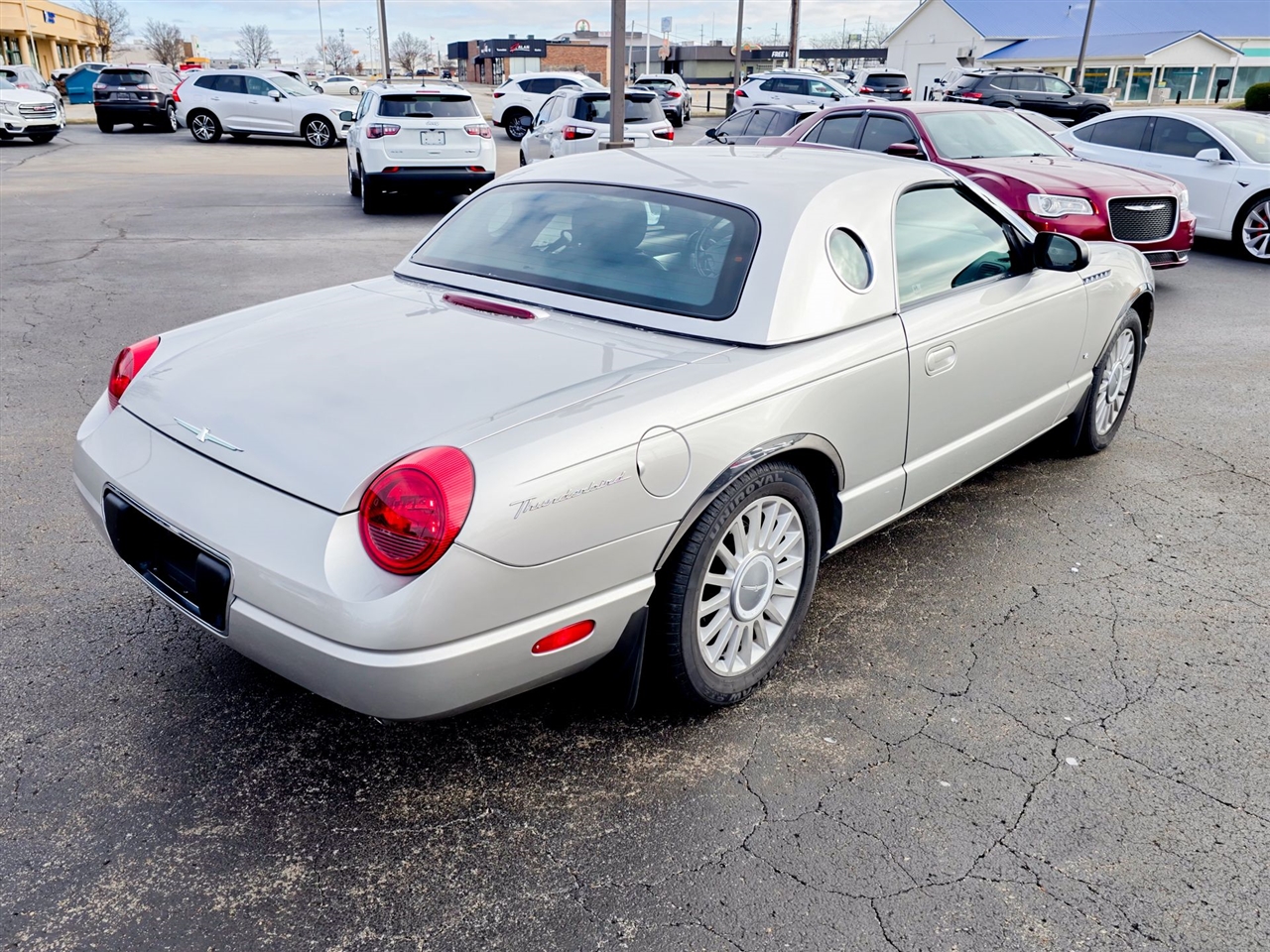 Ford Thunderbird  2004