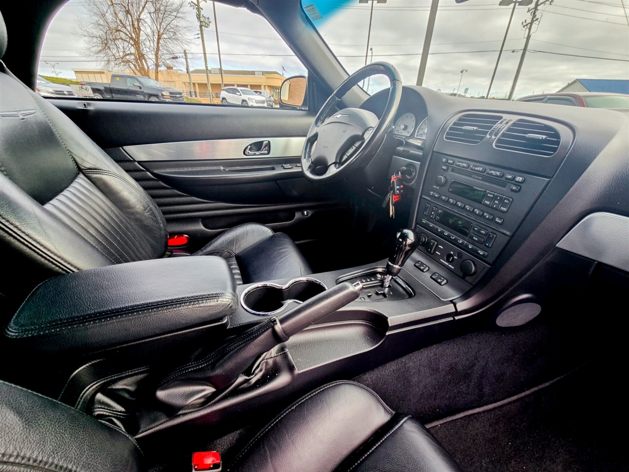 Ford Thunderbird  2004