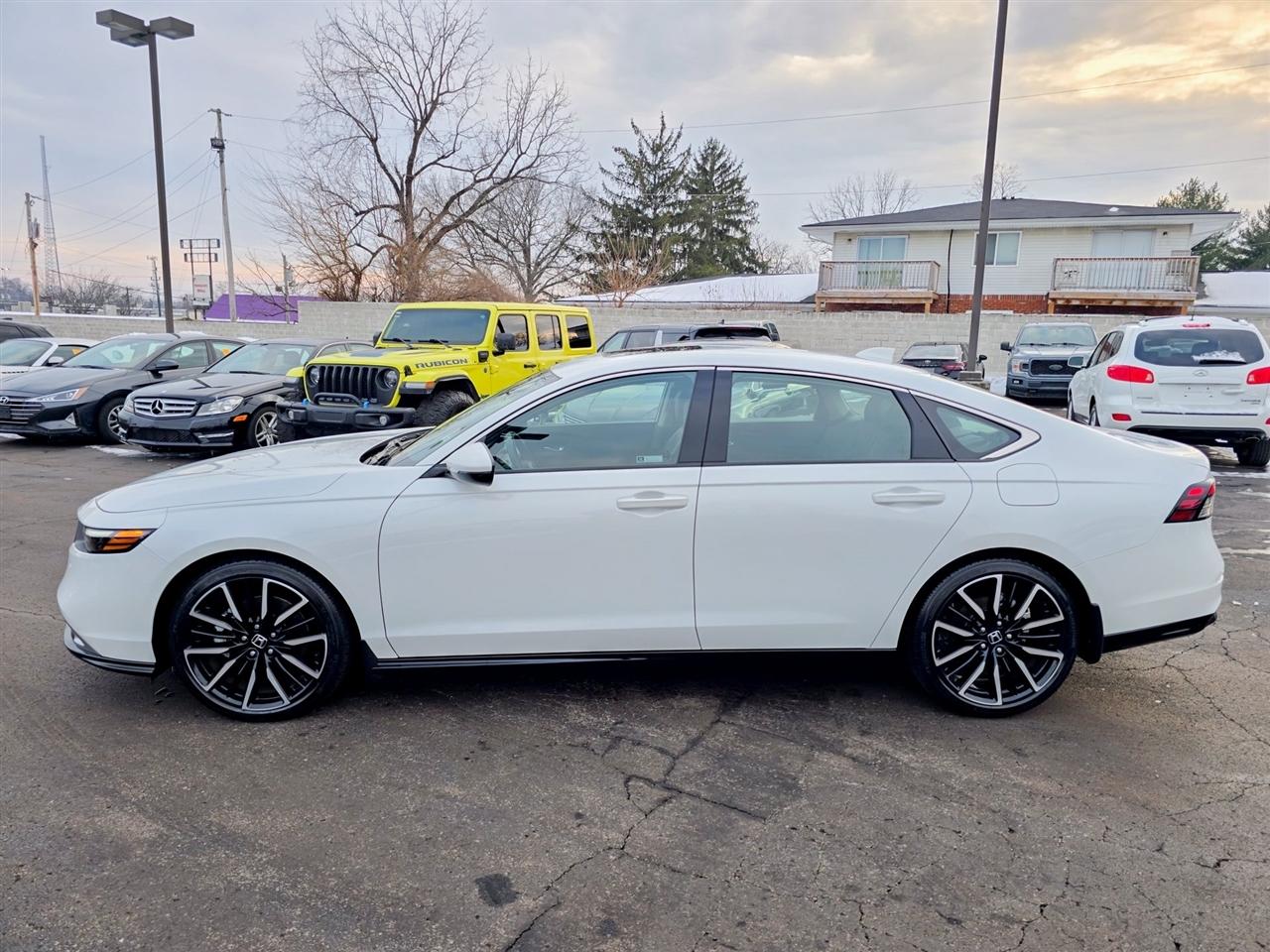 Honda Accord Hybrid  2023