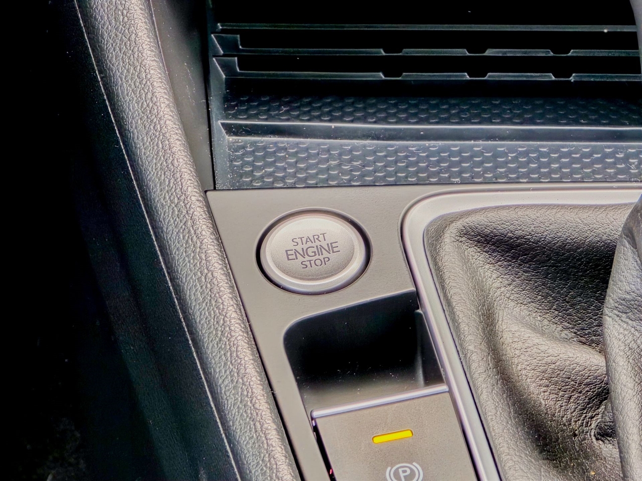 Volkswagen Jetta  2025