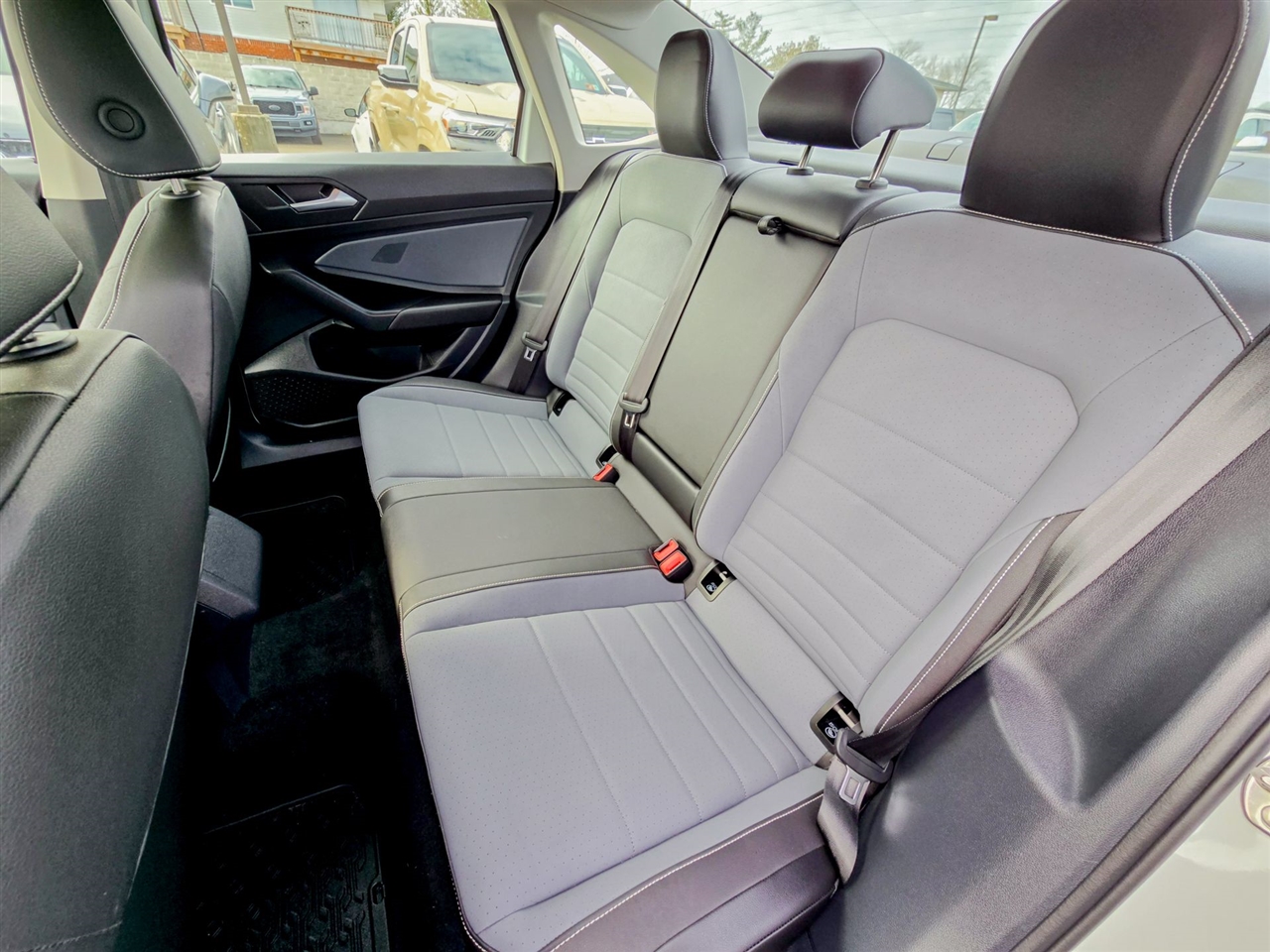 Volkswagen Jetta  2025