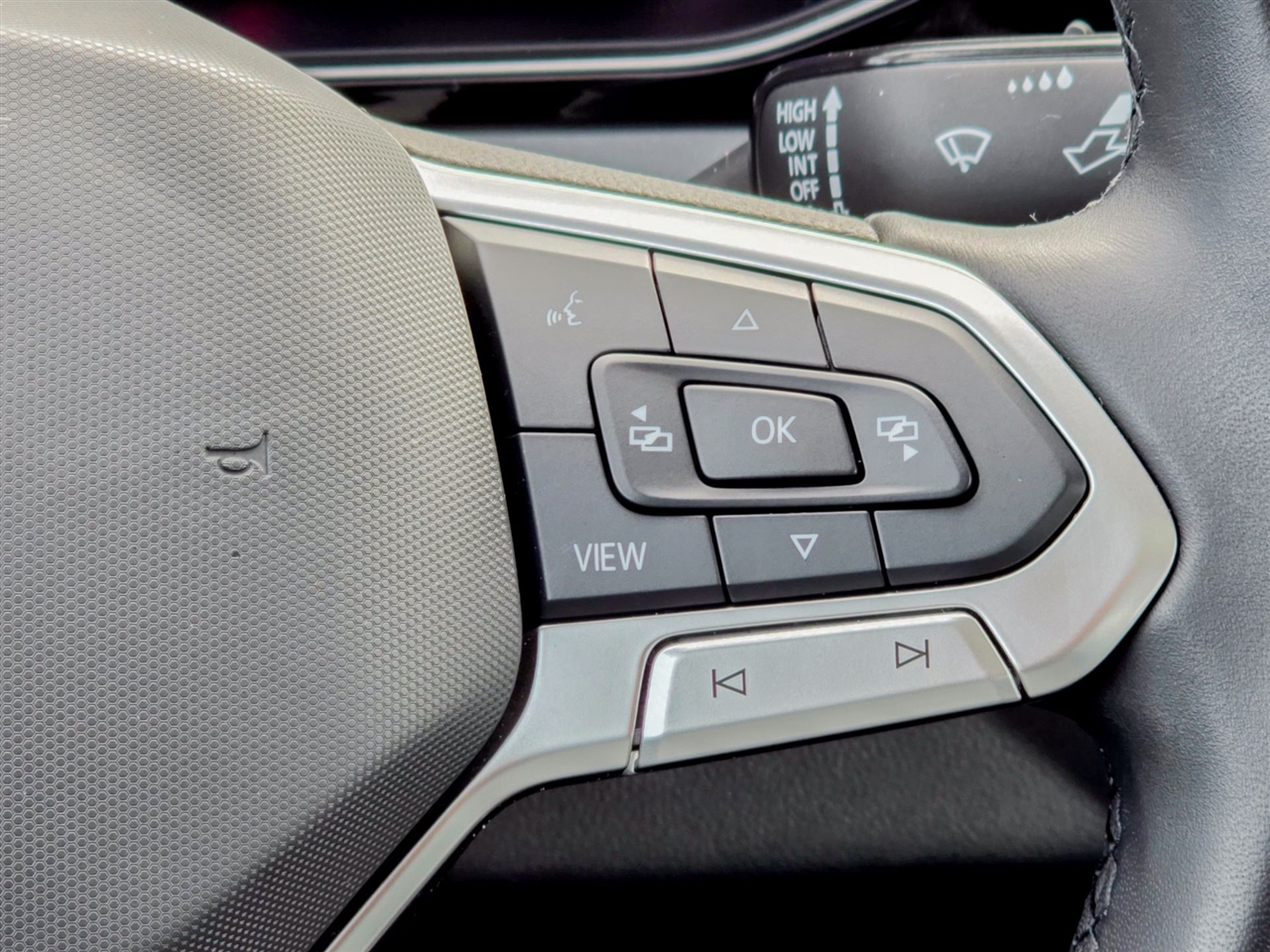 Volkswagen Jetta  2025