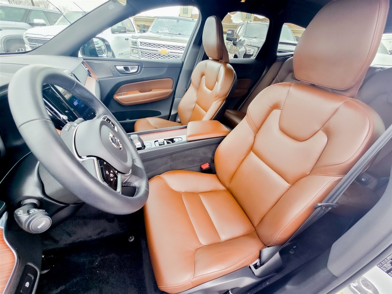 Volvo XC60 Recharge Plug-In Hybrid  2024