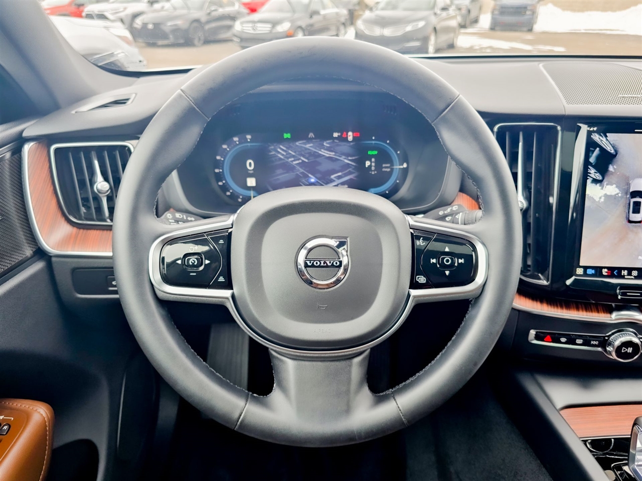 Volvo XC60 Recharge Plug-In Hybrid  2024