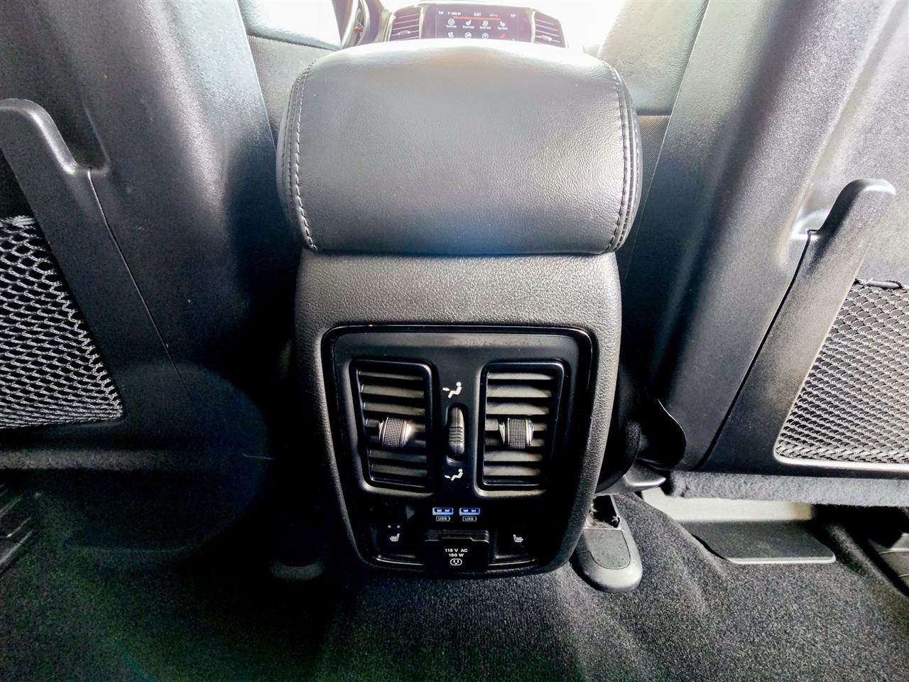 Jeep Grand Cherokee  2021