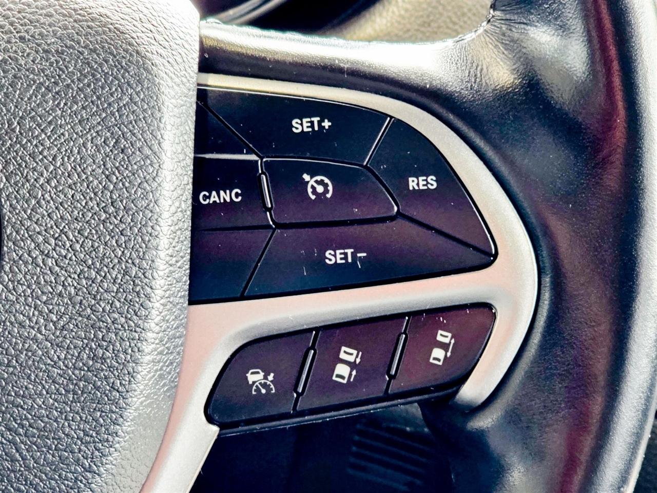 Jeep Grand Cherokee  2021