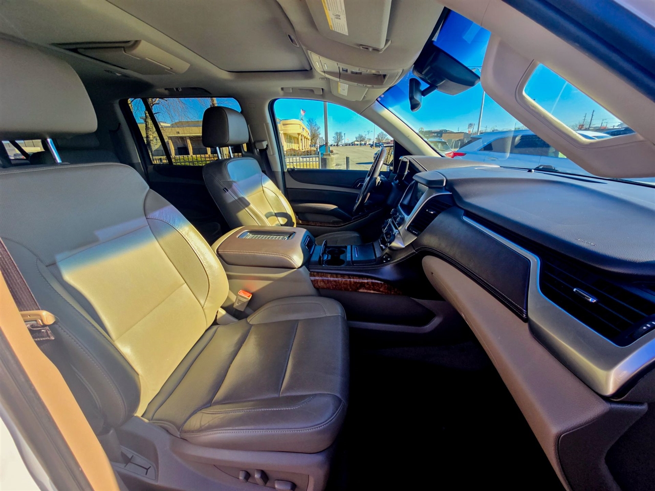 Chevrolet Suburban  2019