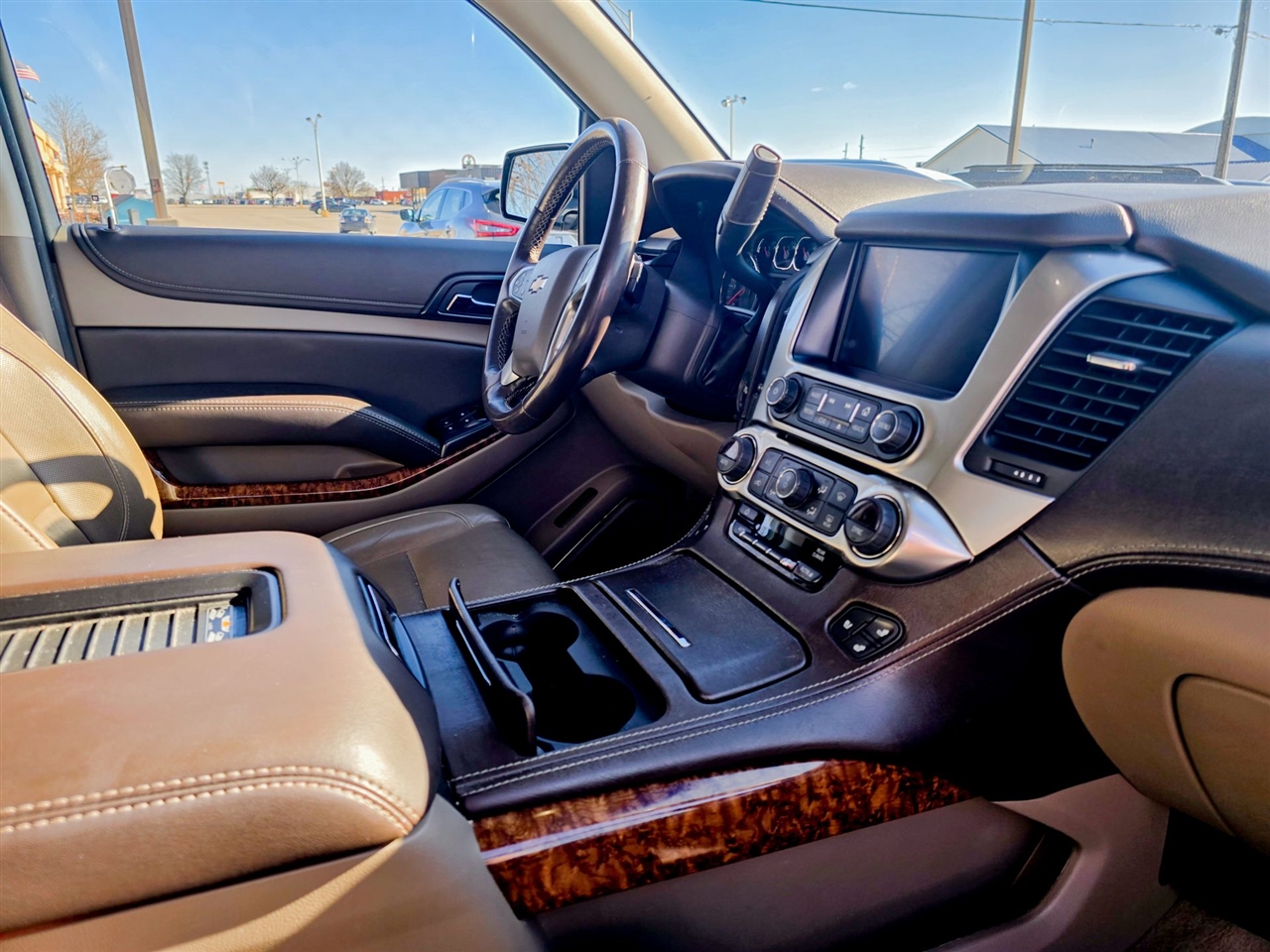 Chevrolet Suburban  2019