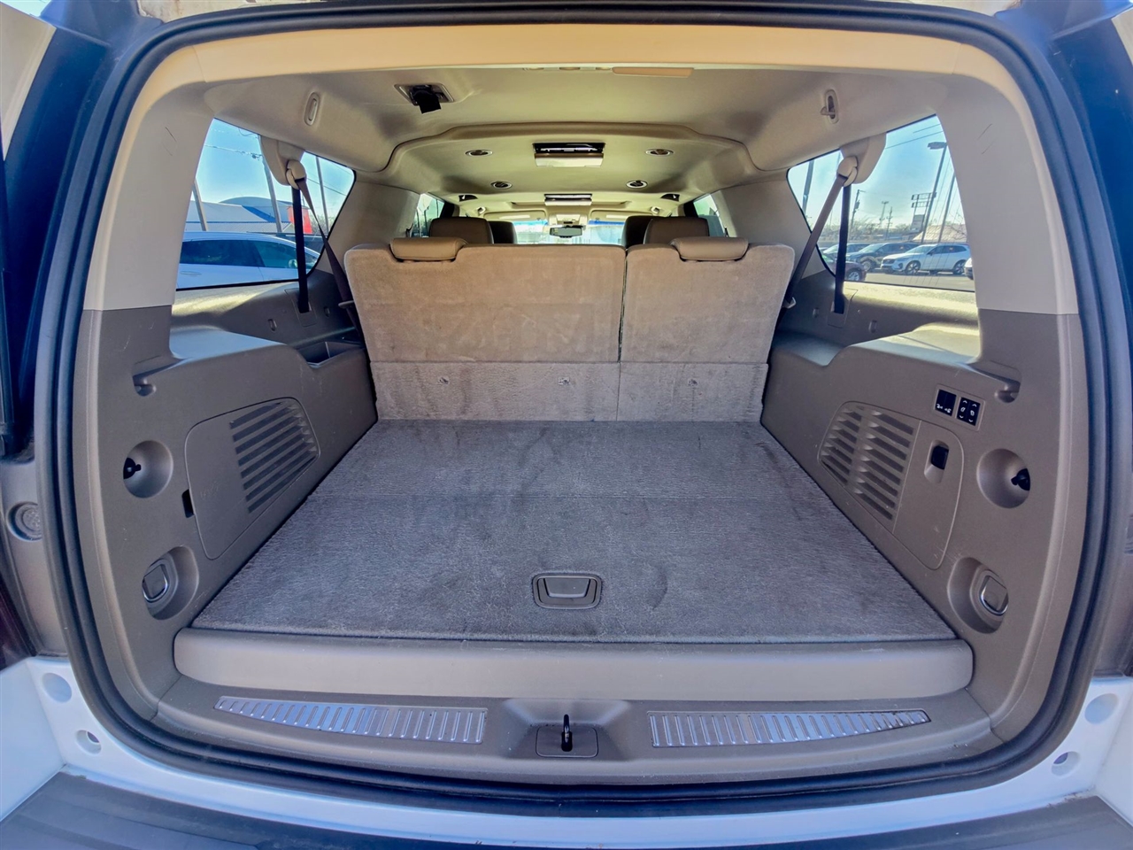 Chevrolet Suburban  2019