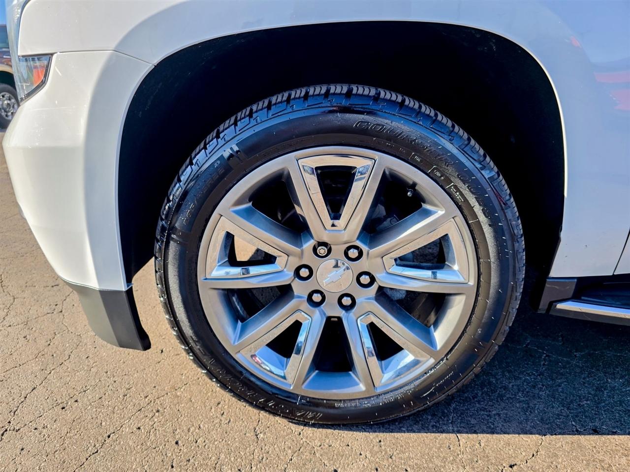 Chevrolet Suburban  2019