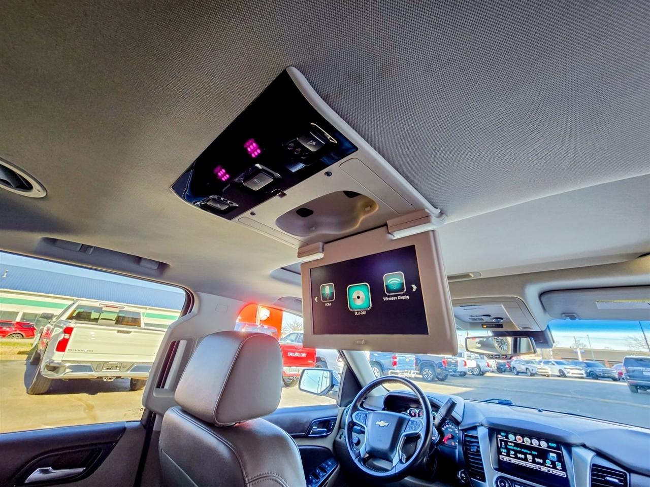 Chevrolet Suburban  2019