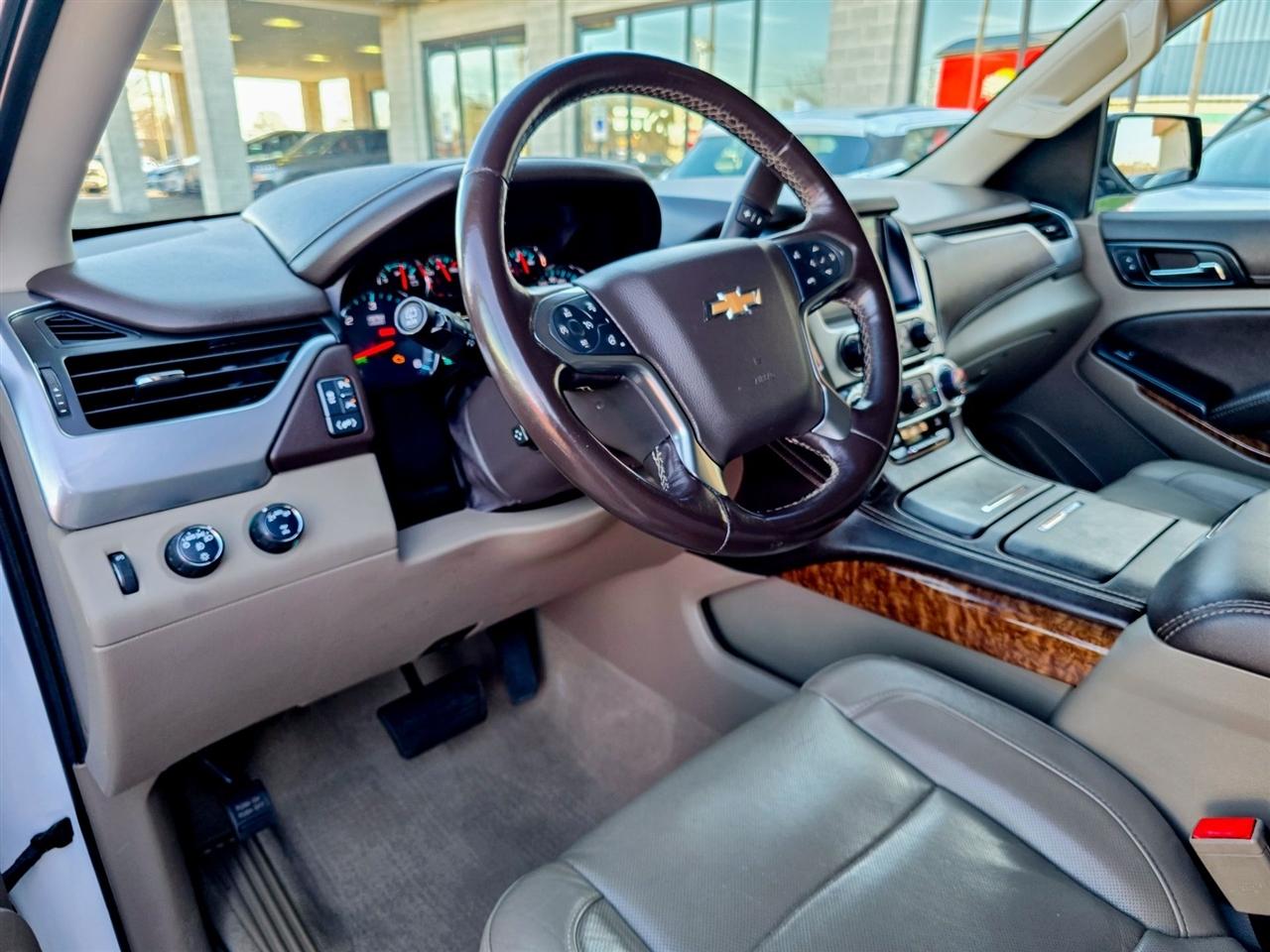 Chevrolet Suburban  2019