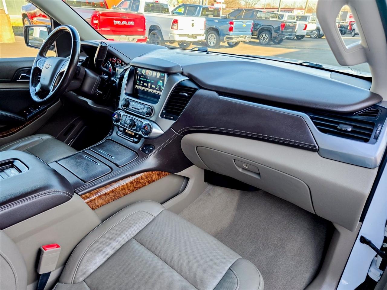 Chevrolet Suburban  2019