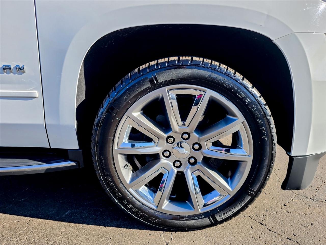 Chevrolet Suburban  2019