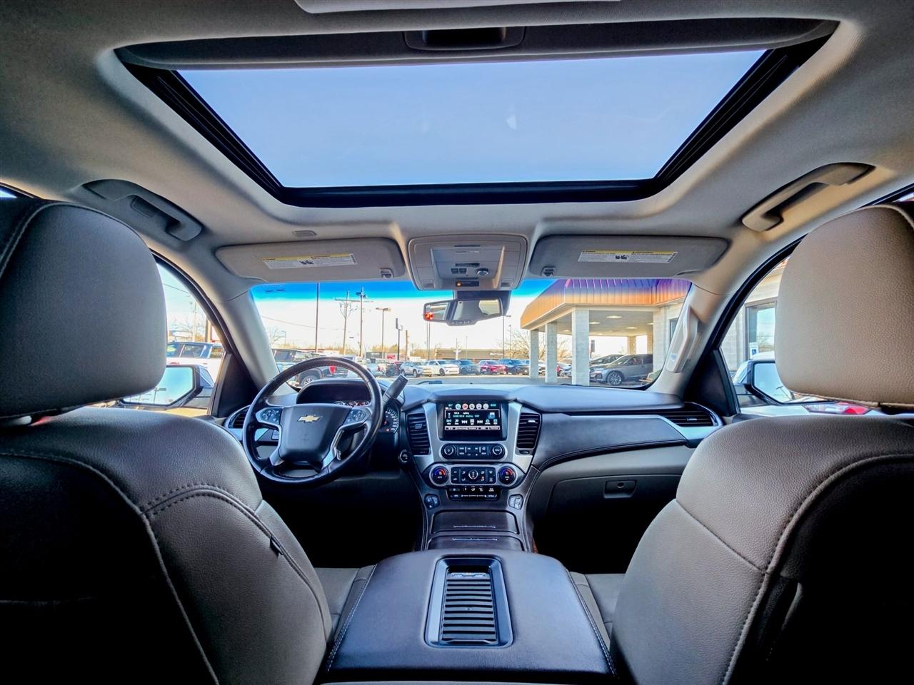 Chevrolet Suburban  2019