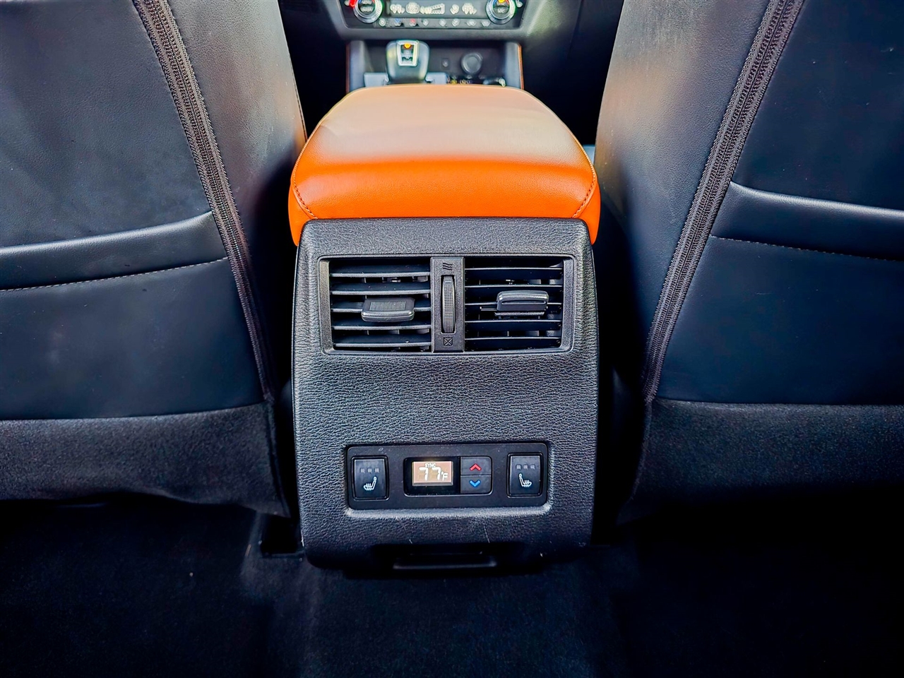 Mitsubishi Outlander  2024