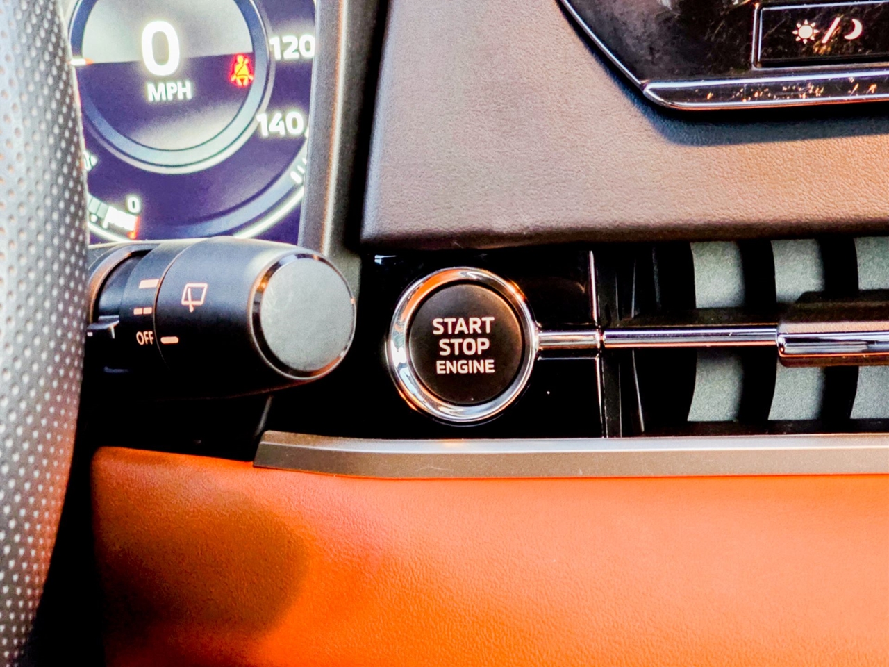 Mitsubishi Outlander  2024