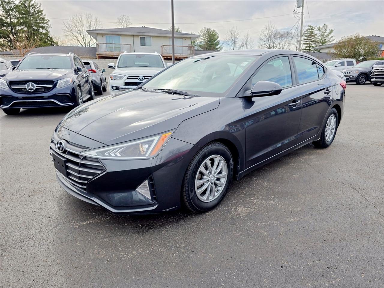 Hyundai Elantra  2020