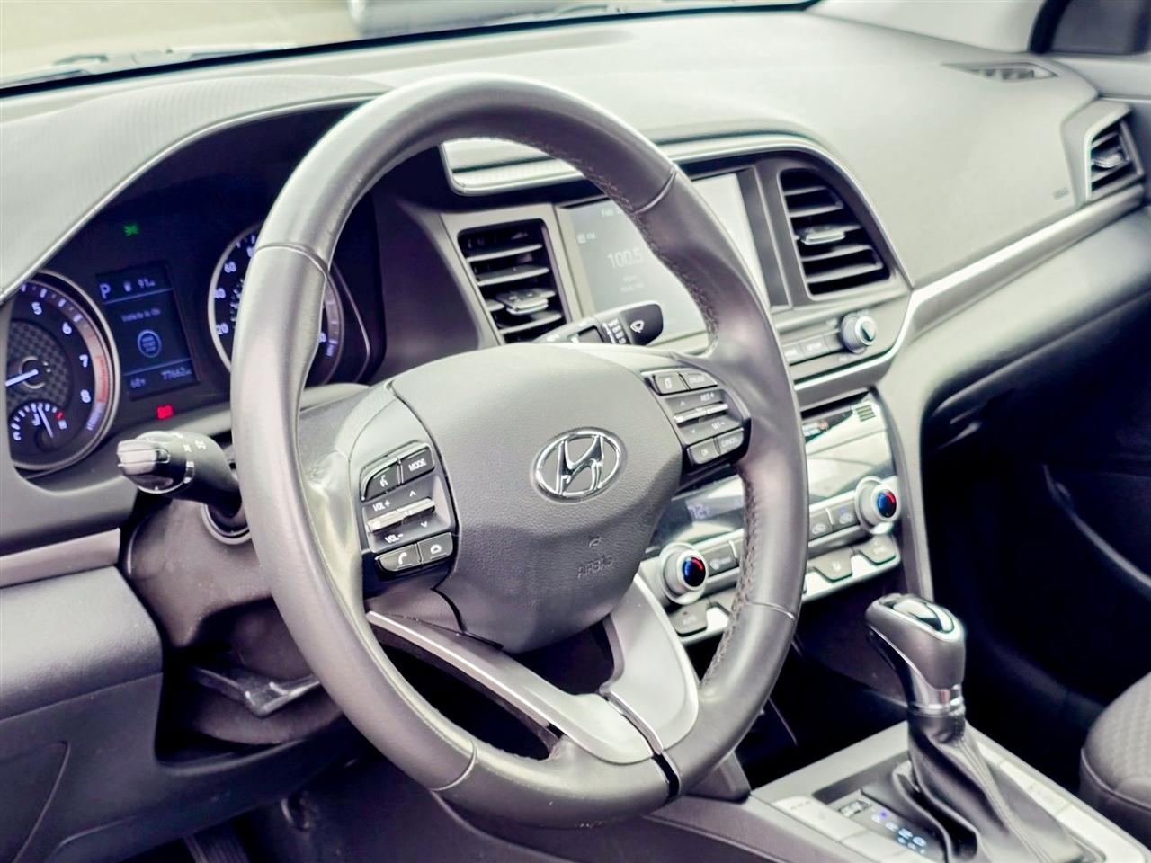 Hyundai Elantra  2020