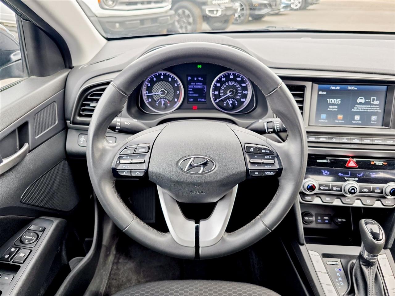Hyundai Elantra  2020