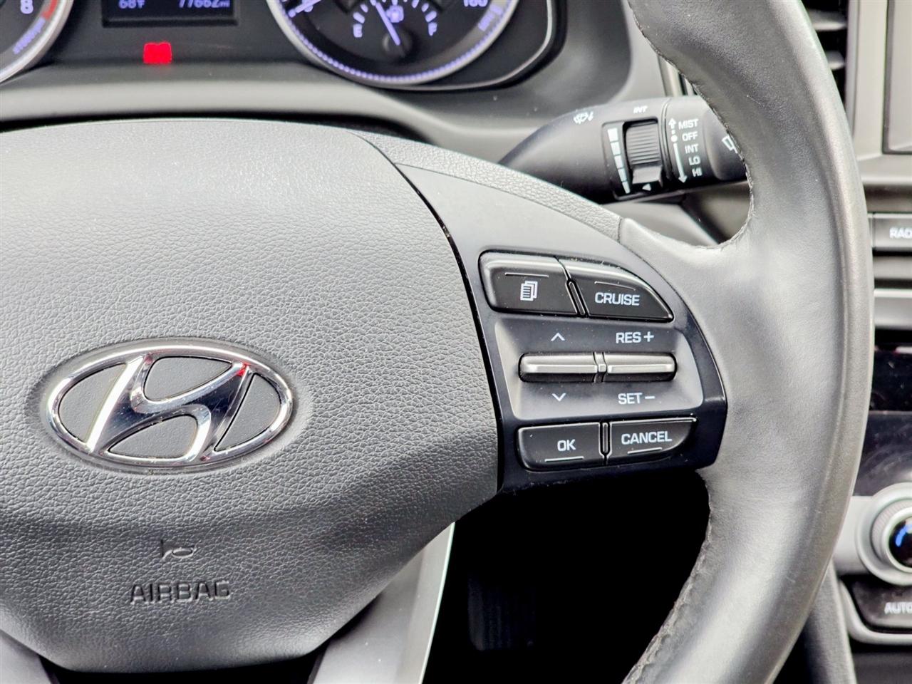 Hyundai Elantra  2020