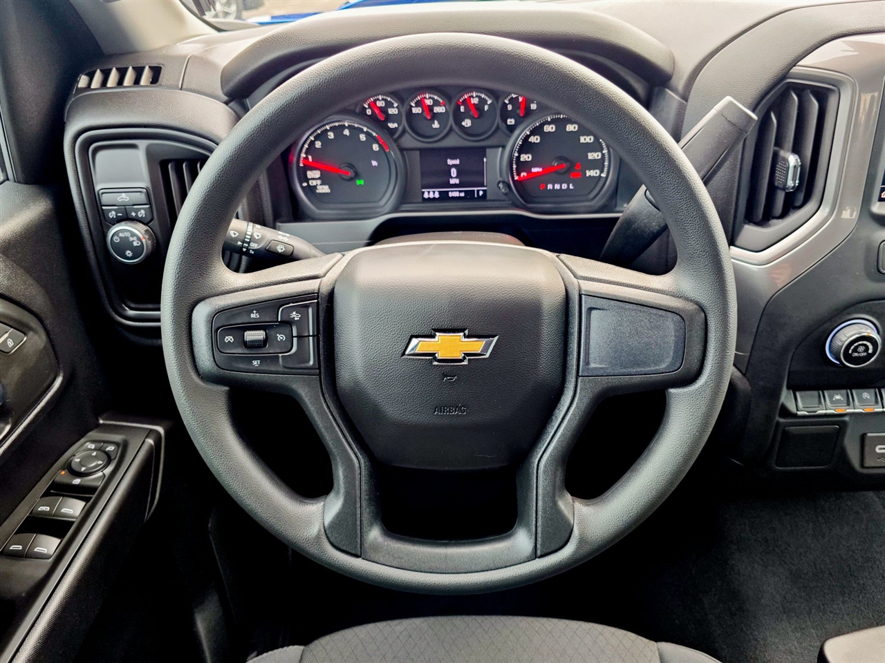 Chevrolet Silverado 1500  2025