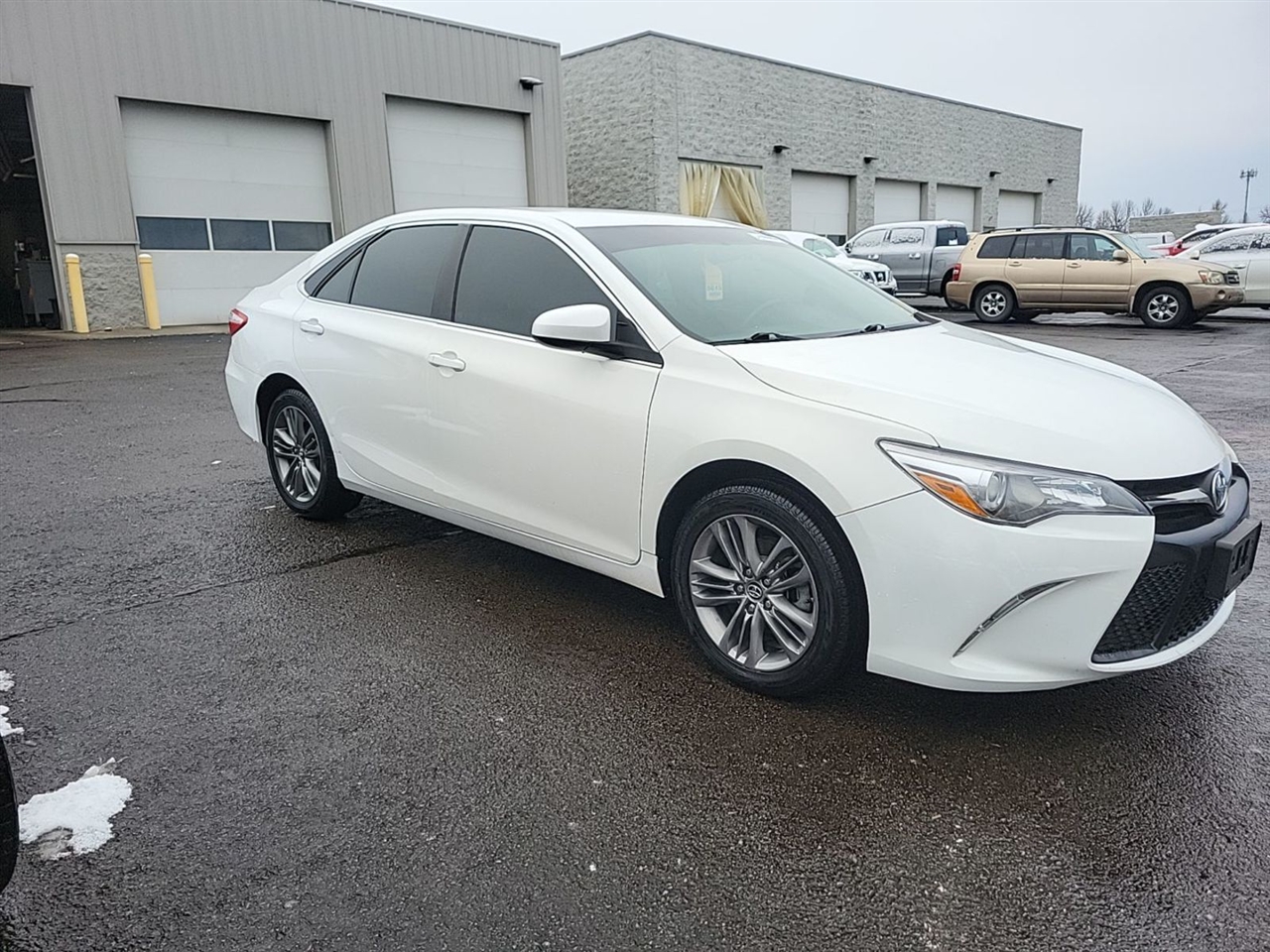 Toyota Camry  2017