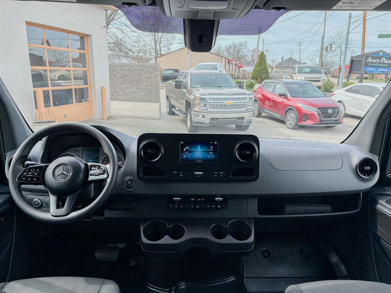 Mercedes-Benz Sprinter Passenger Van  2024