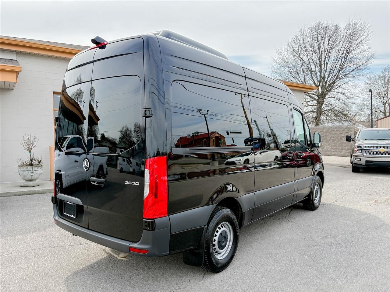 Mercedes-Benz Sprinter Passenger Van  2024