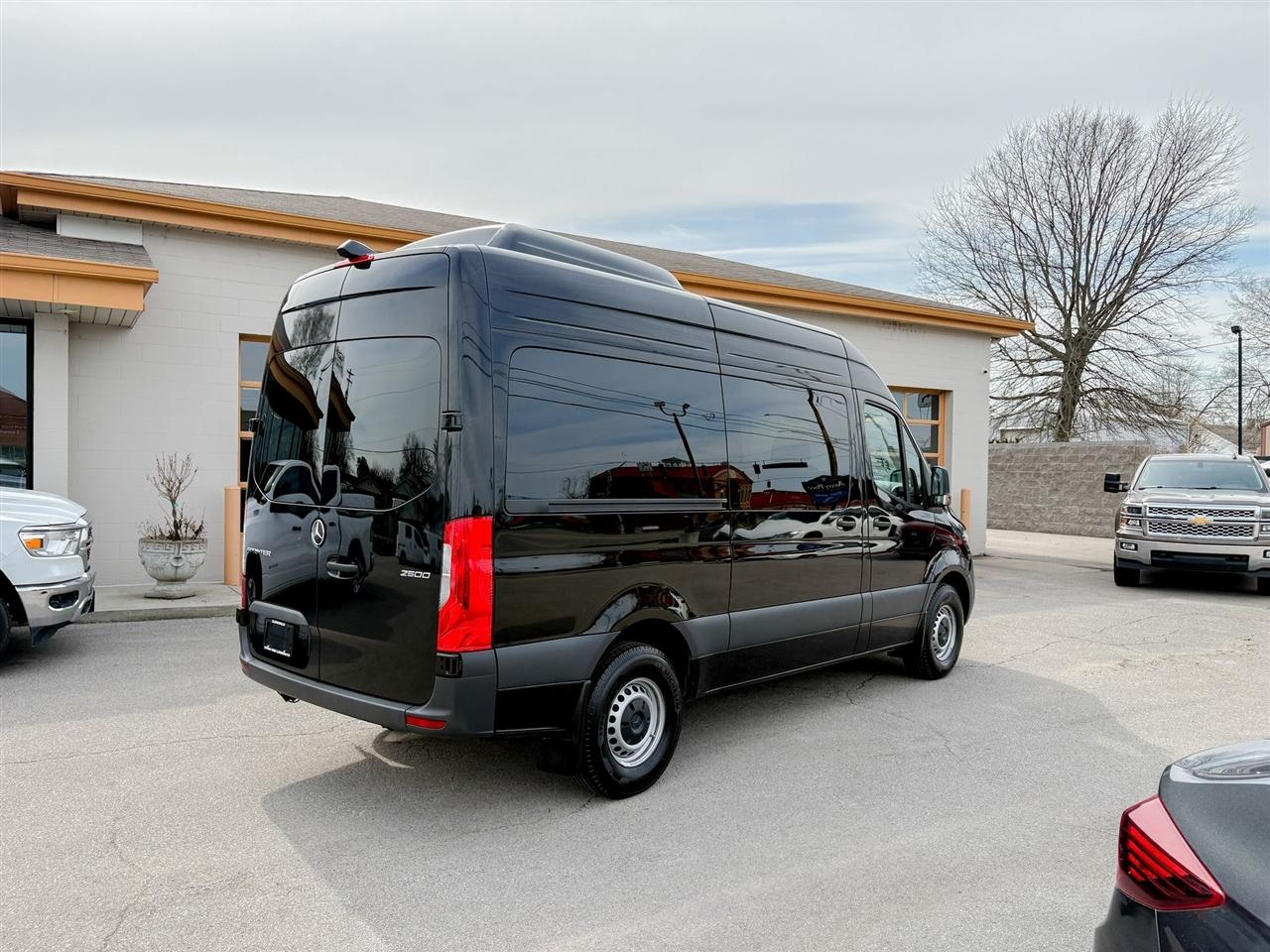 Mercedes-Benz Sprinter Passenger Van  2024